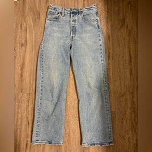 Levi’s Ribcage Straight Denim Jeans